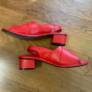 Vintage Red Women's Slingback Block-heeled Sandals